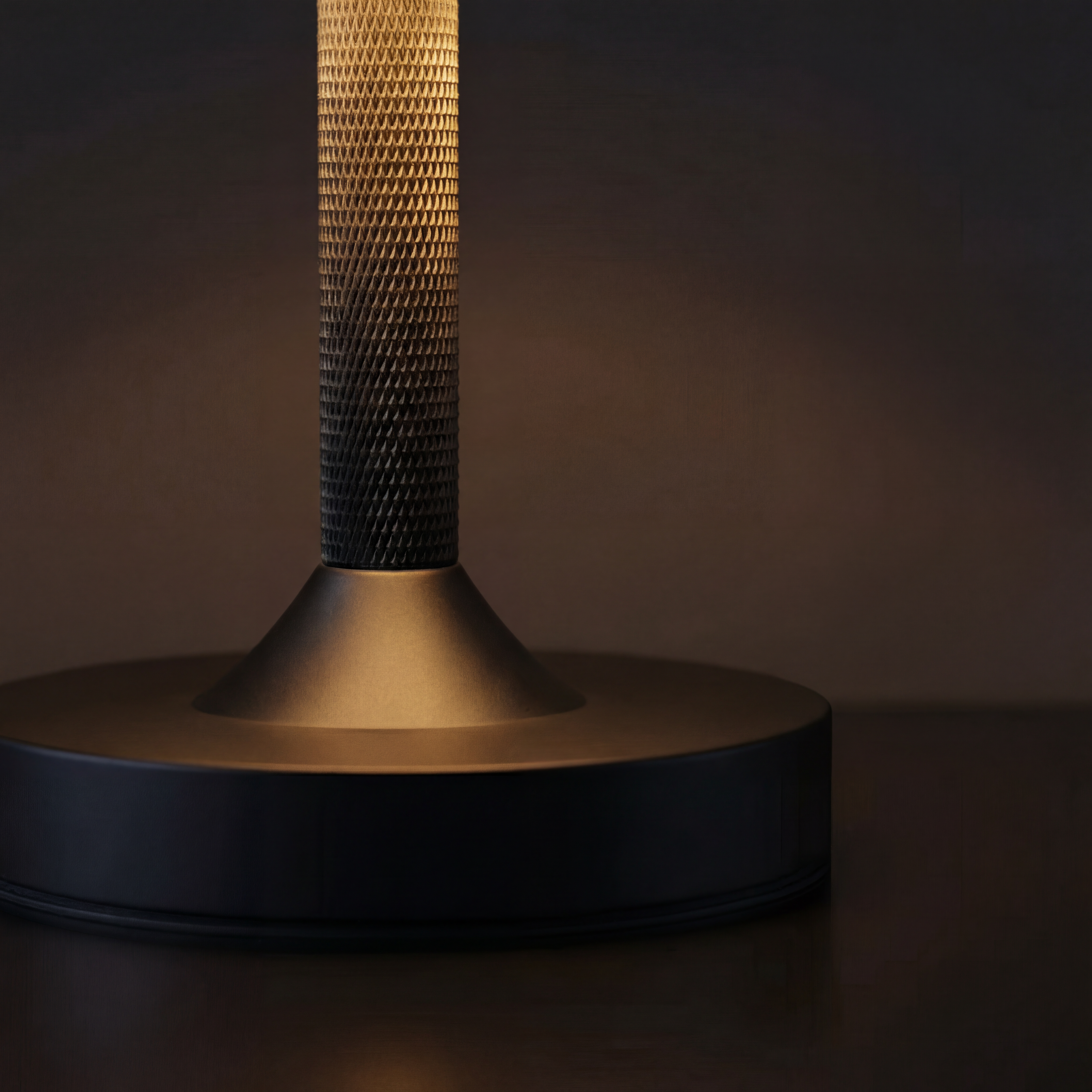 LUMA Touch Lamp